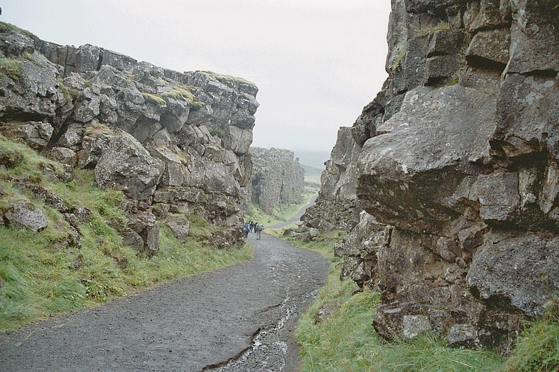 F01_20_18.jpg