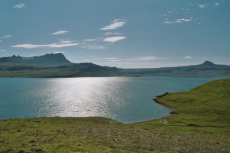 F04_19_24.jpg