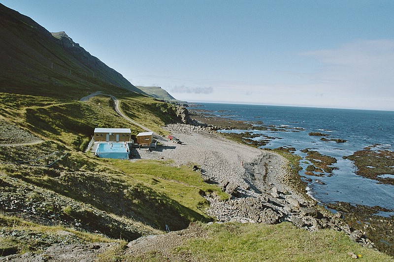 F04_19_25.jpg